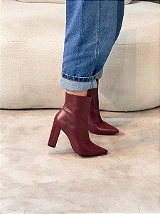 Bota Feminina Perla Vinho Salto Bloco