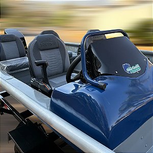 Barco Tornado 550 BASS SD com Mercury 30 HP 2T partida elétrica e comando preço PJ + Acessórios de navegação montados - Pronta Entrega