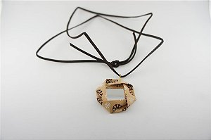 Colar de orinuno (tecido)
