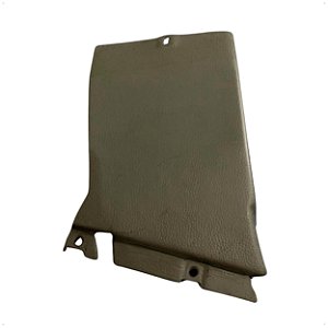 Acabamento Painel Dianteiro Inferior LE Cinza para Caminhão Ford Cargo 815 712 814 2421 2421 4031