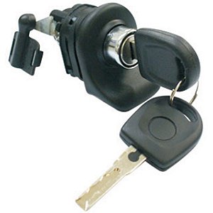 Maçaneta externa - Porta-malas - Elétrica - C/chave 1205 22790 - VB 22790VB 5Z6.827.565.J1NN 5Z6827565J1NN O - 1205 O1205 VW Fox