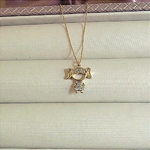 Colar com Pingente Menina Com Zircônias Banhado em Ouro 18K