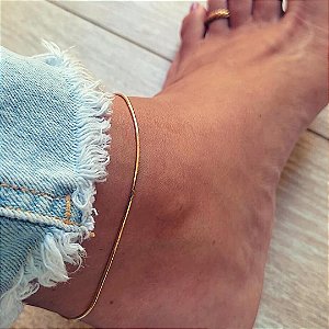Tornozeleira Fio Diamantada Banhada em Ouro 18K