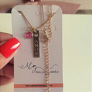 Colar Plaquinha Amor e Zircônia Rosa Banhado em Ouro 18K
