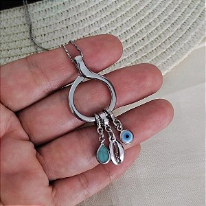Colar Anzol  com Pingentes de Olho Grego, Concha e Gota Turquesa Banho em Ródio Branco