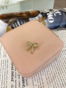 Broche Lacinho Dourado