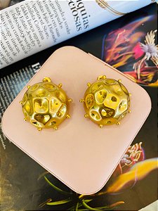 Brinco Oval Formas Dourado