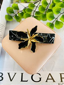 Presilha Lírio Esmaltado