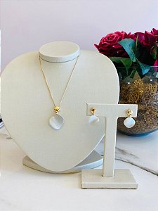Conjunto Colar E brinco Madreperola Dourado