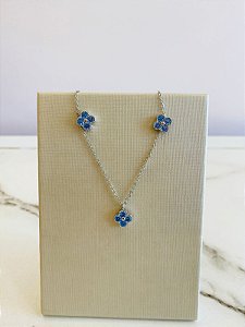 Conjunto Florzinha Azul Ródio Branco