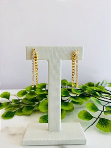 Brinco Longo Cravejado E Liso Dourado