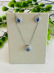 Conjunto gota cravejado