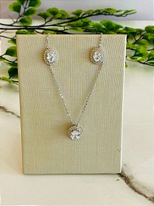 Conjunto oval cristal ródio branco