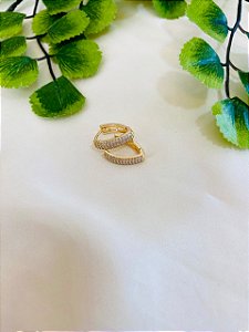 Brinco Cravejado Dourado