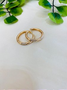 Brinco Argola Liso Com Zirconia