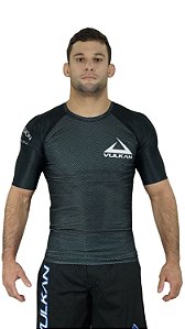 RASH GUARD VULKAN COMPETITION  PRETA