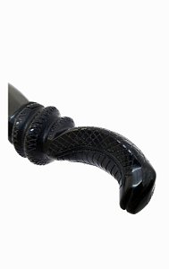 Adaga em obsidiana negra com serpente esculpida no cabo -  Manifestação