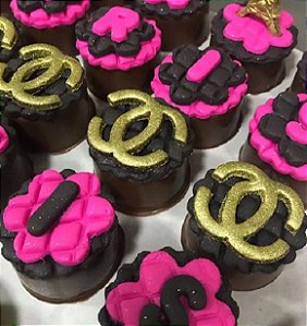 Cortador Simbolo Chanel Barbie