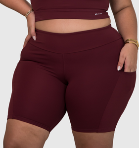 Bermuda com bolso plus size