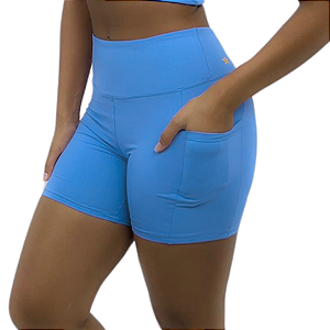 Short com bolso feminino