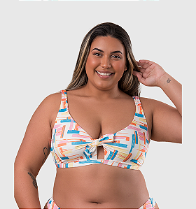 Top camiseta no plus size