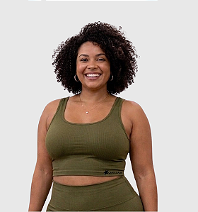 Top camiseta curta plus size