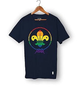 Camiseta Flor de Lis Arco-íris
