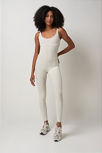MACACÃO ANTÔNIA OFF WHITE