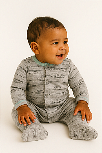 Macacão de Bebê com Pezinho (3-6m)