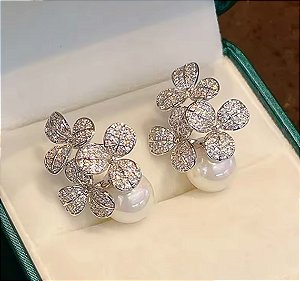 Brincos em zirconias e pérolas 029