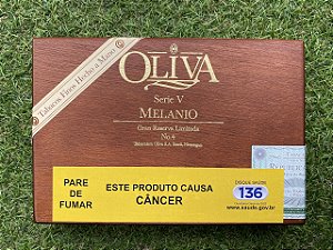 Charuto Oliva Serie V Melanio No. 4 - Caixa com 10