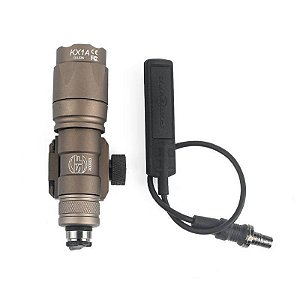 LANTERNA TÁTICA SUREFIRE MOD. M300 COM ACIONADOR REMOTO GOLD
