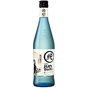 SAQUÊ NACIONAL AZUMA KIRIN SECO - 600ml - Miki Produtos Orientais