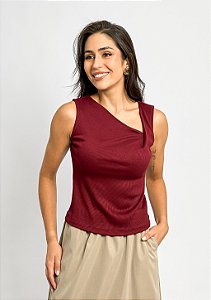 Regata Canelada Decote Assimétrico