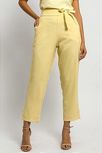 Calça Cenoura Cós Faixa Pesponto Amarração