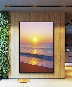 Quadro Vertical Praia Mar Azul e Céu Rosa ao Pôr do Sol Canvas Moldura
