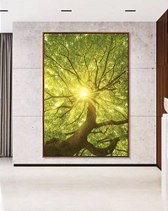 Quadro Vertical Árvore Folhas Verdes Luzes do Sol Céu de Floresta Canvas Moldura
