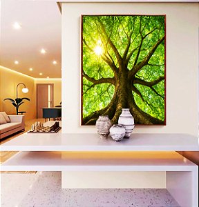 Quadro Vertical Árvore Folhas Verdes Luzes Reflexos do Sol Paisagem Canvas Moldura