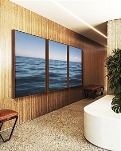 Trio de Quadros Oceano Azul Sóbrio Ondas no Mar Céu Sereno Canvas Moldura