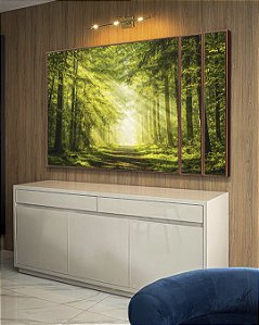 Trio de Quadros Estilizados Caminho Iluminado Floresta Árvores Raios de Luz Sol Natureza Verde Canvas Moldura
