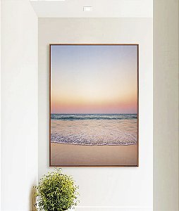 Quadro Vertical Horizonte Rosé sobre Mar Sereno Praia Areia Clara Canvas Moldura