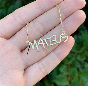 Gargantilha PERSONALIZADA letra do filho ANTIALÉRGICA