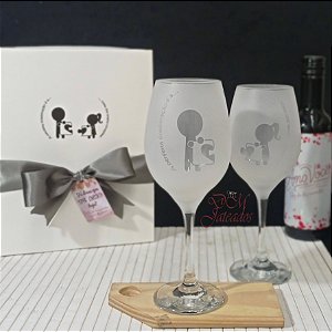 Presente Namorados - Caixa + 2 Taças Vinho A Perfeita Combinação...
