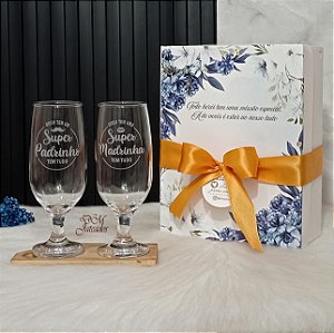 2 Taças Cerveja Com Caixa / Padrinho /madrinha/ Batismo