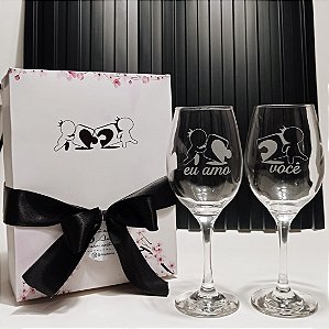 Presente Namorados - Caixa + 2 Taças Vinho Eu Amo Você