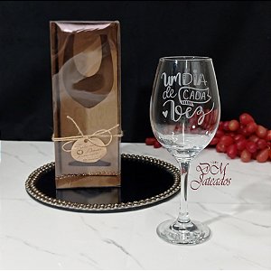 Taças para Vinho personalizada + Caixa Individual - O brinde perfeito para  cada Momento!