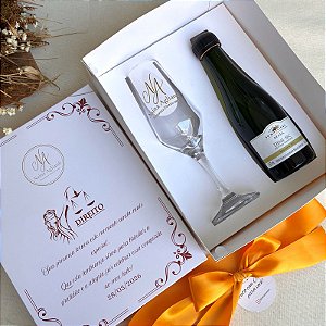 Caixa + 1 Taça Champagne Personalizada com Espaço para Mini Bebida – Kit Individual