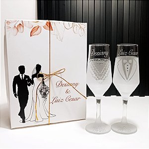 Kit Brindar Do Noivos - 2 Taças Decoradas + Caixa