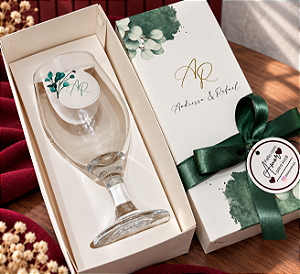 Kit Individual Taça Windsor Cerveja 300ml + Caixa Personalizada