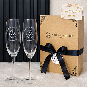 Kit Taças de Cristal Personalizadas com Caixa MDF – Presente Sofisticado